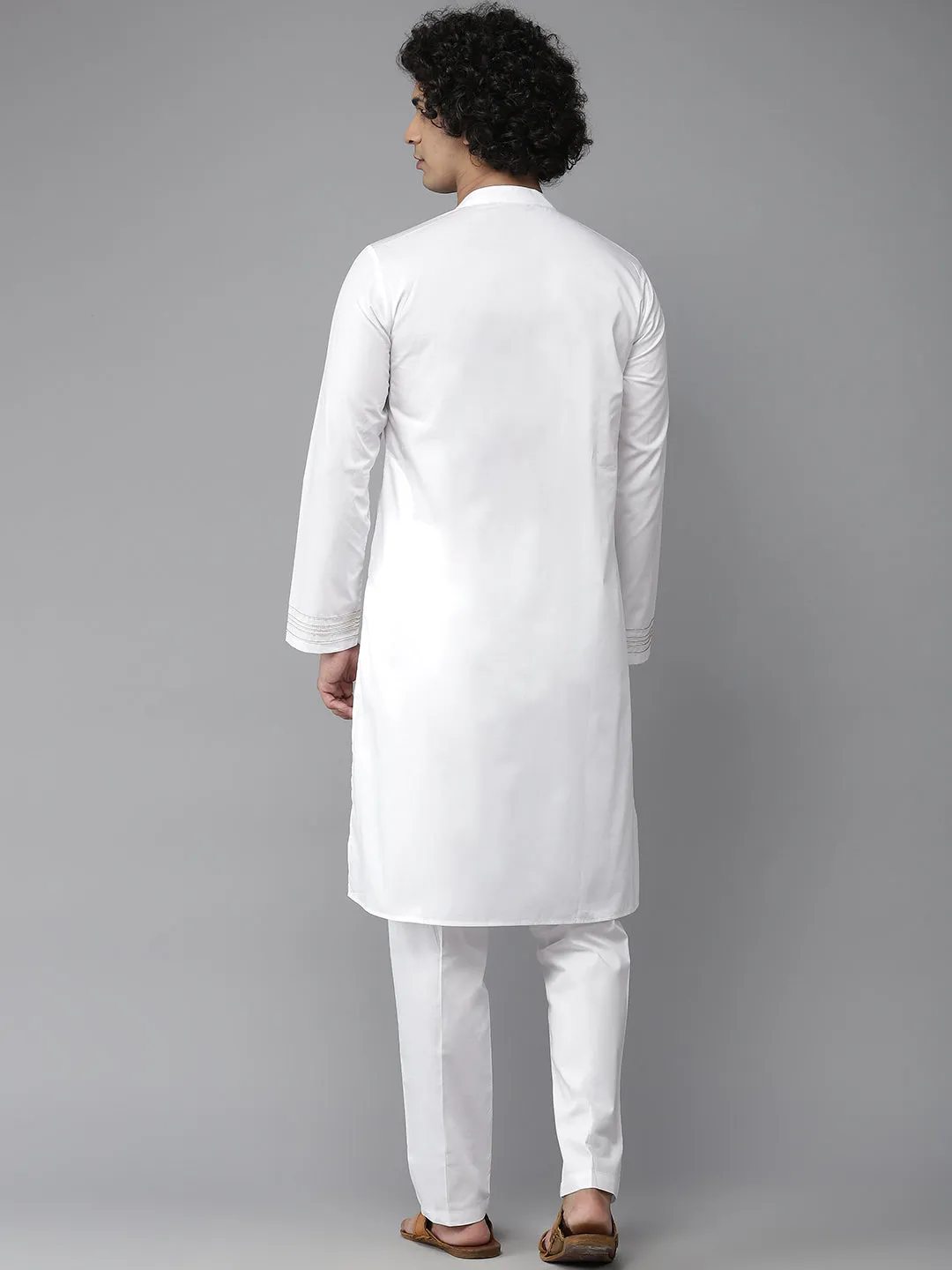 Men White Yoke Design Straight Kurta