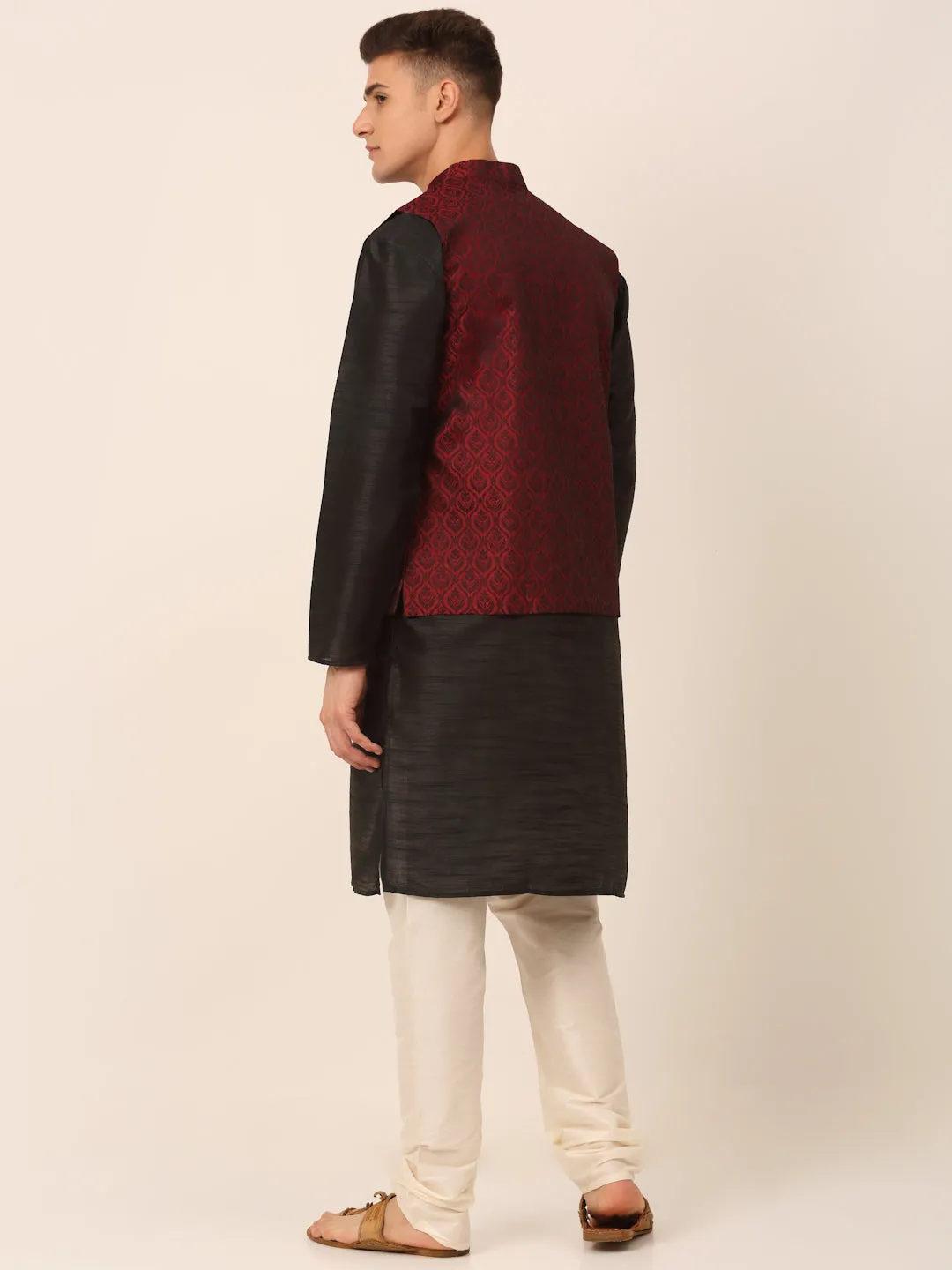 Men'S Woven Design Nehru Jacket And Kurta Pyjama Set