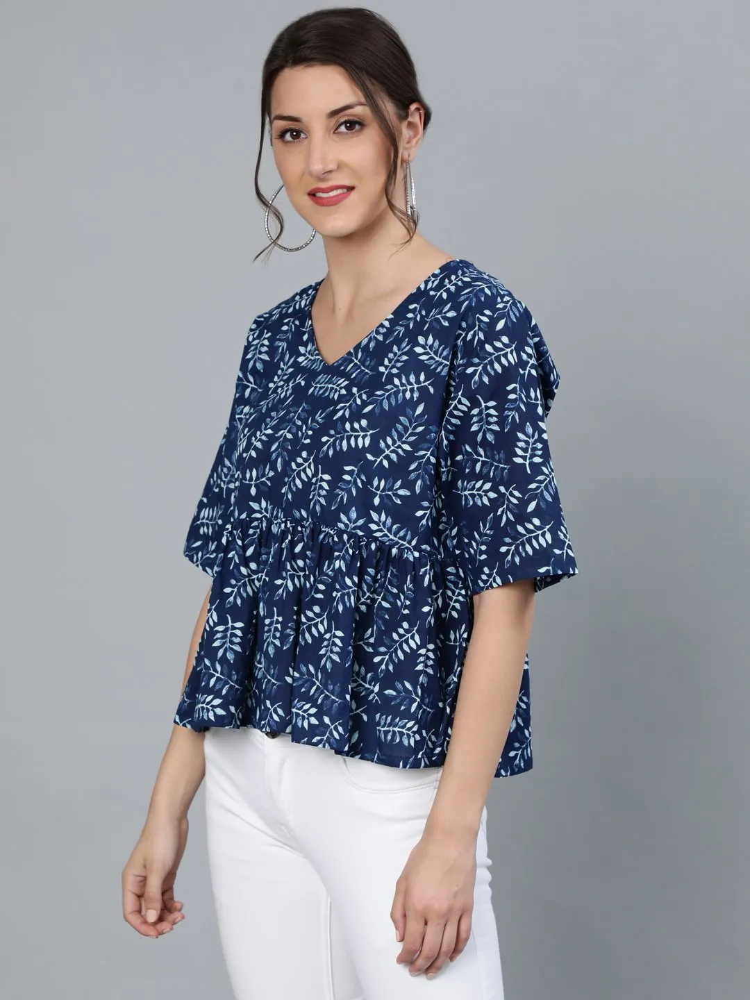 Women Indigo Blue Printed Top With V Neck & Three Quarter Sleeves