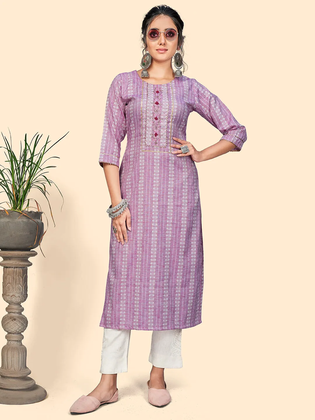 Women'S Cotton Blend Printed & Embroidered Straight Stitched Kurta