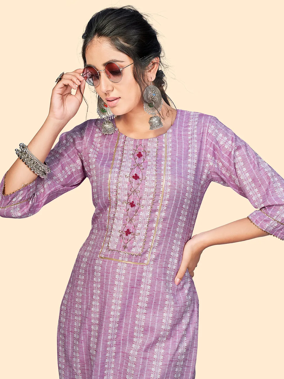 Women'S Cotton Blend Printed & Embroidered Straight Stitched Kurta