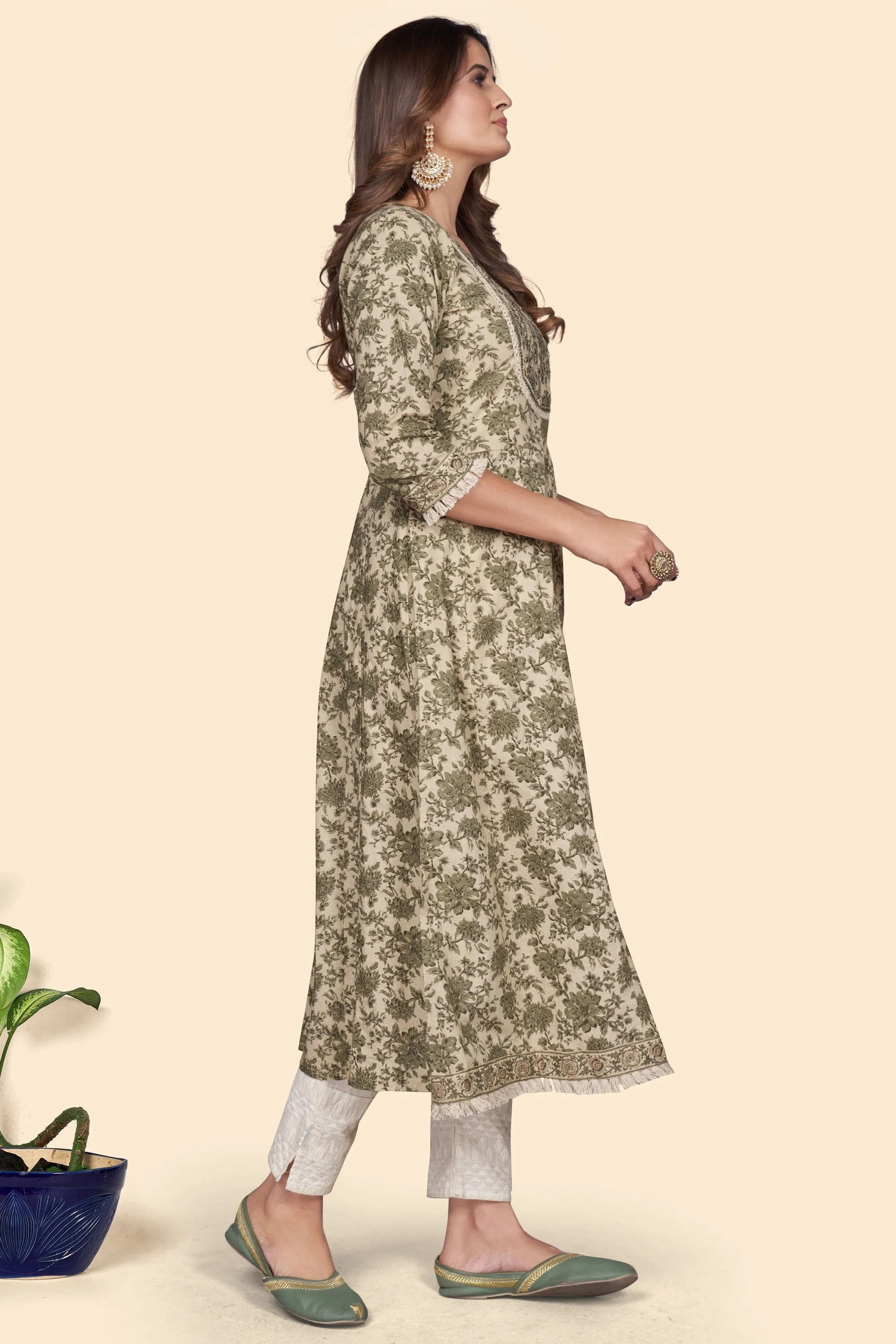 Women'S Print & Embroidered A-Line Cotton Mahendi Green Stitched Kurta