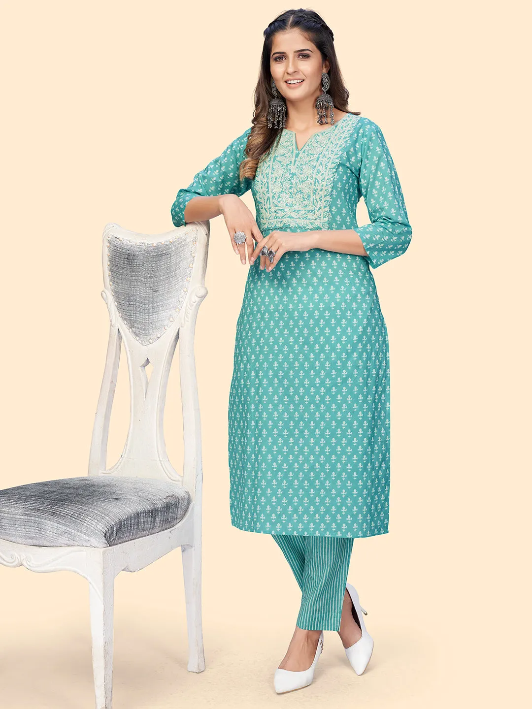 Women'S Print & Embroidered Straight Cotton Turquoise Stitched Kurta With Pant