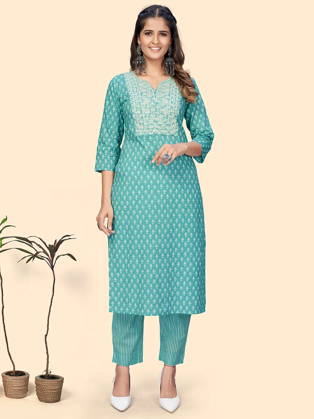 Women'S Print & Embroidered Straight Cotton Turquoise Stitched Kurta With Pant