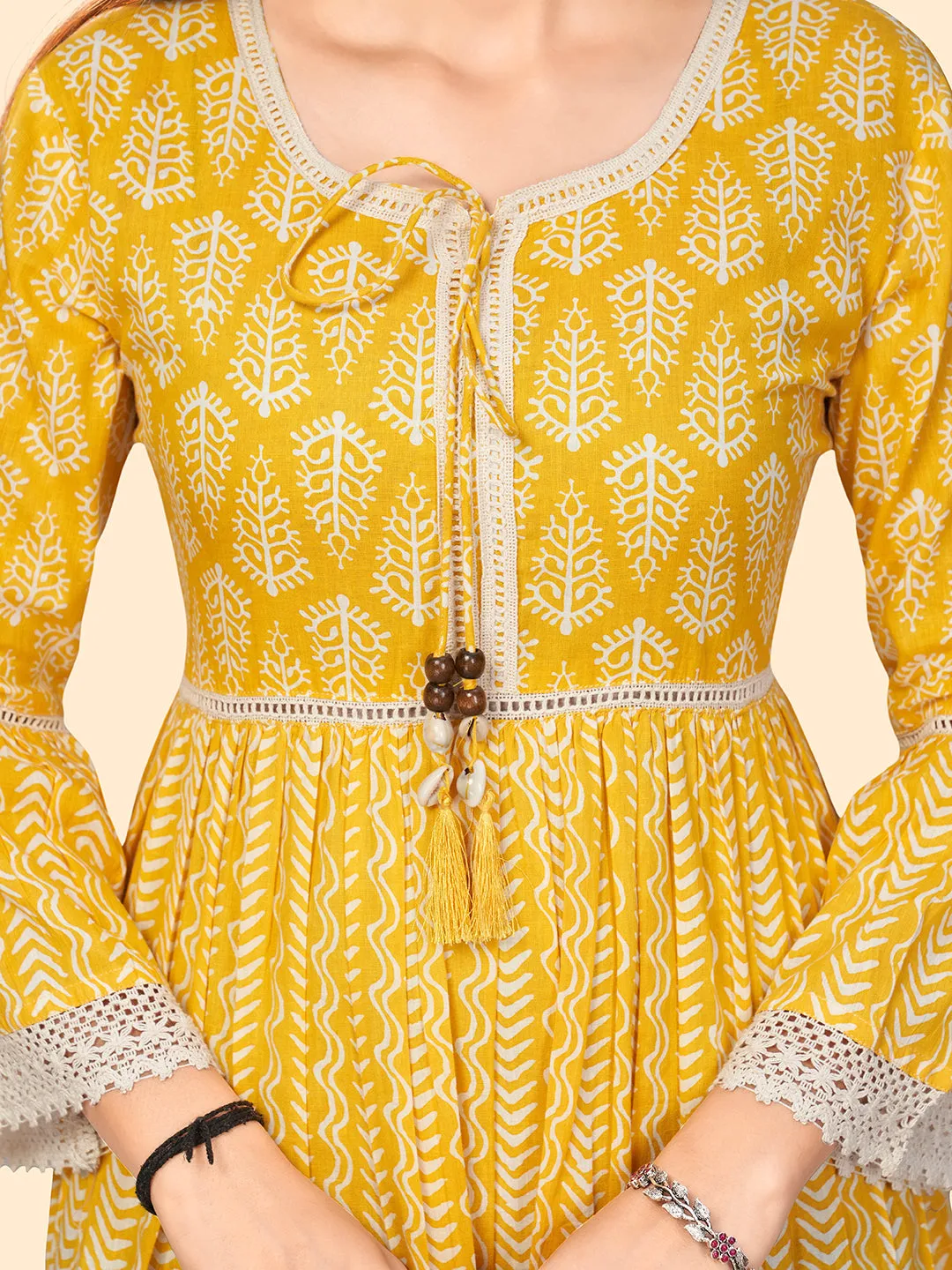 Women'S Printed & Lace Border A-Line Cotton Yellow Stitched Dress