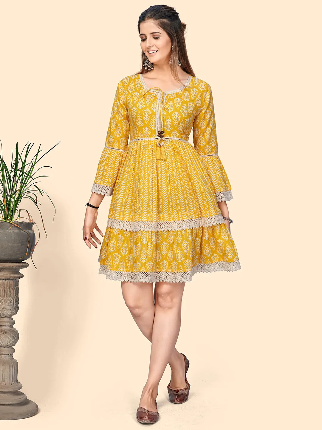 Women'S Printed & Lace Border A-Line Cotton Yellow Stitched Dress