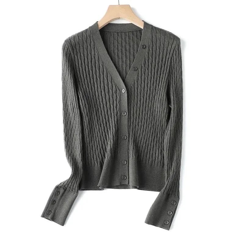 Wool V-neck Cardigan - Cozy & Stylish for Autumn/Winter